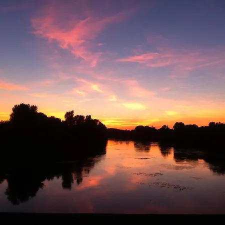 Brasseurs Du Pont - Microbrasserie Avec 3* 希奥拉肯·佩里戈尔